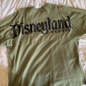 Disneyland spirit jersey olive green Xl